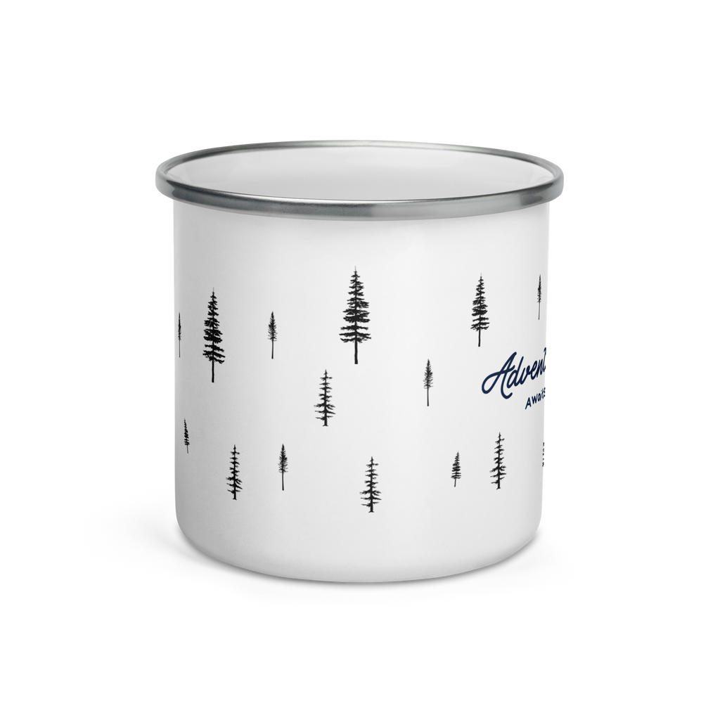 Nachhaltige Emaille-Camping-Tasse von Nice Wave – perfekt für Outdoor, Vanlife & Abenteuer. Minimalistisches Design mit Freiheits-Spirit, robust und langlebig.